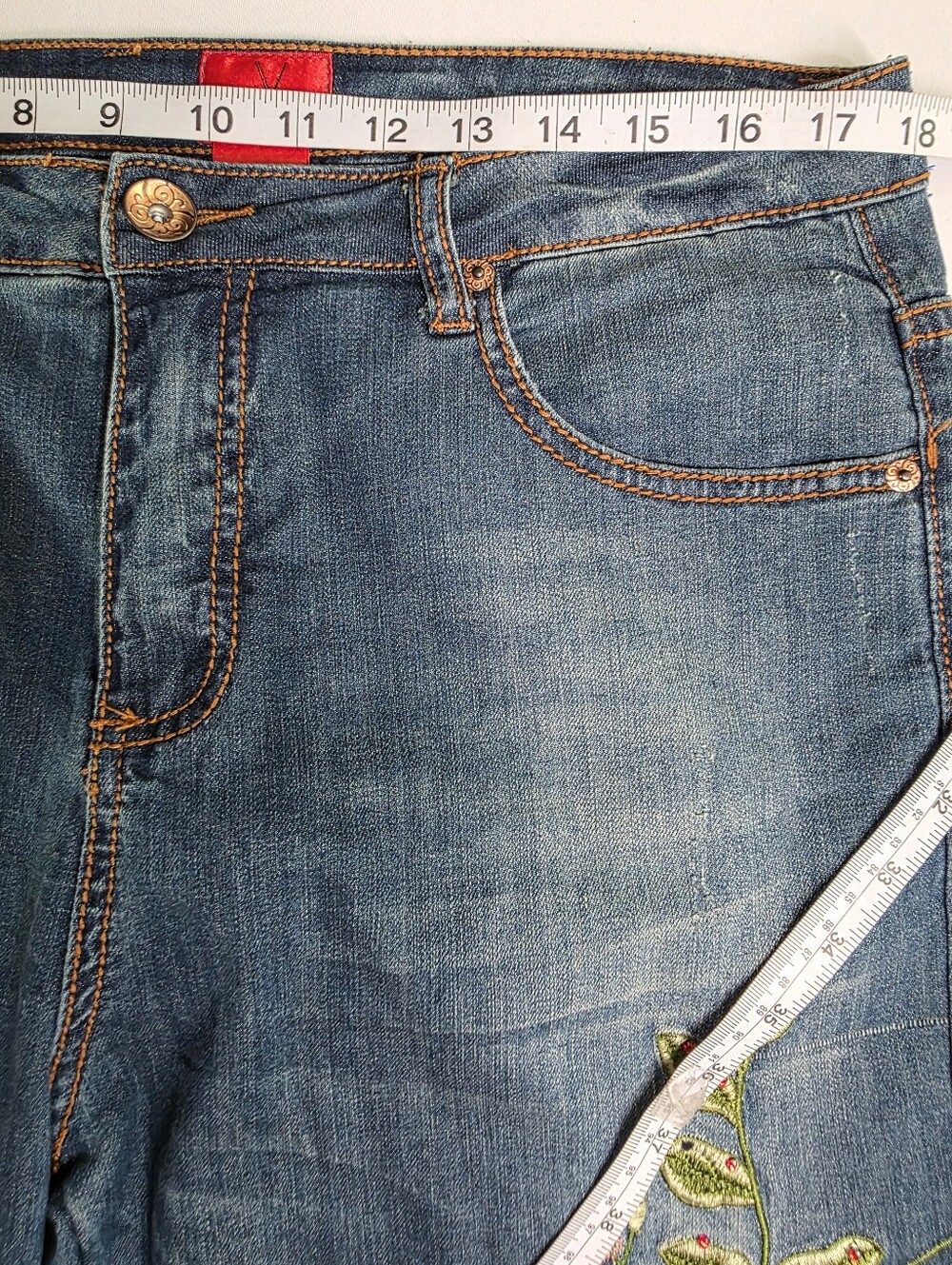 V Cristina Embroidered Floral Jeans Size 14 Boho Rhinestone Denim - Picture 6 of 11